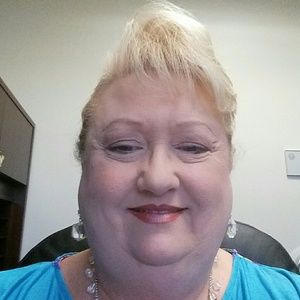 Meet your Posher, Jeanne