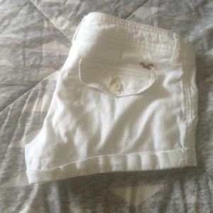 White Hollister shorts
