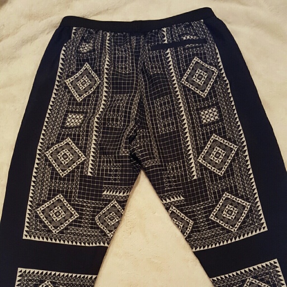 BCBG Max Azria Leggings - Picture 2 of 4