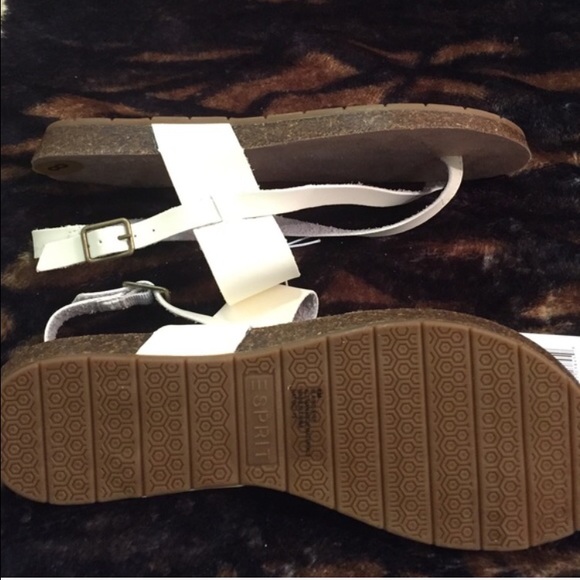 •ESPRIT Sandals• - Picture 3 of 4