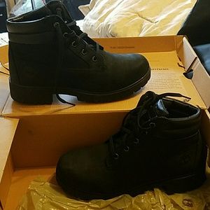 Timberland Black Boots Size 7! (New Condition)