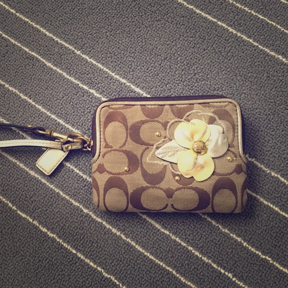 Coach wristlet
