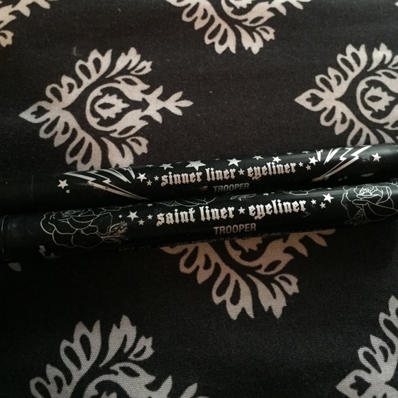 Kat Von D eyeliner