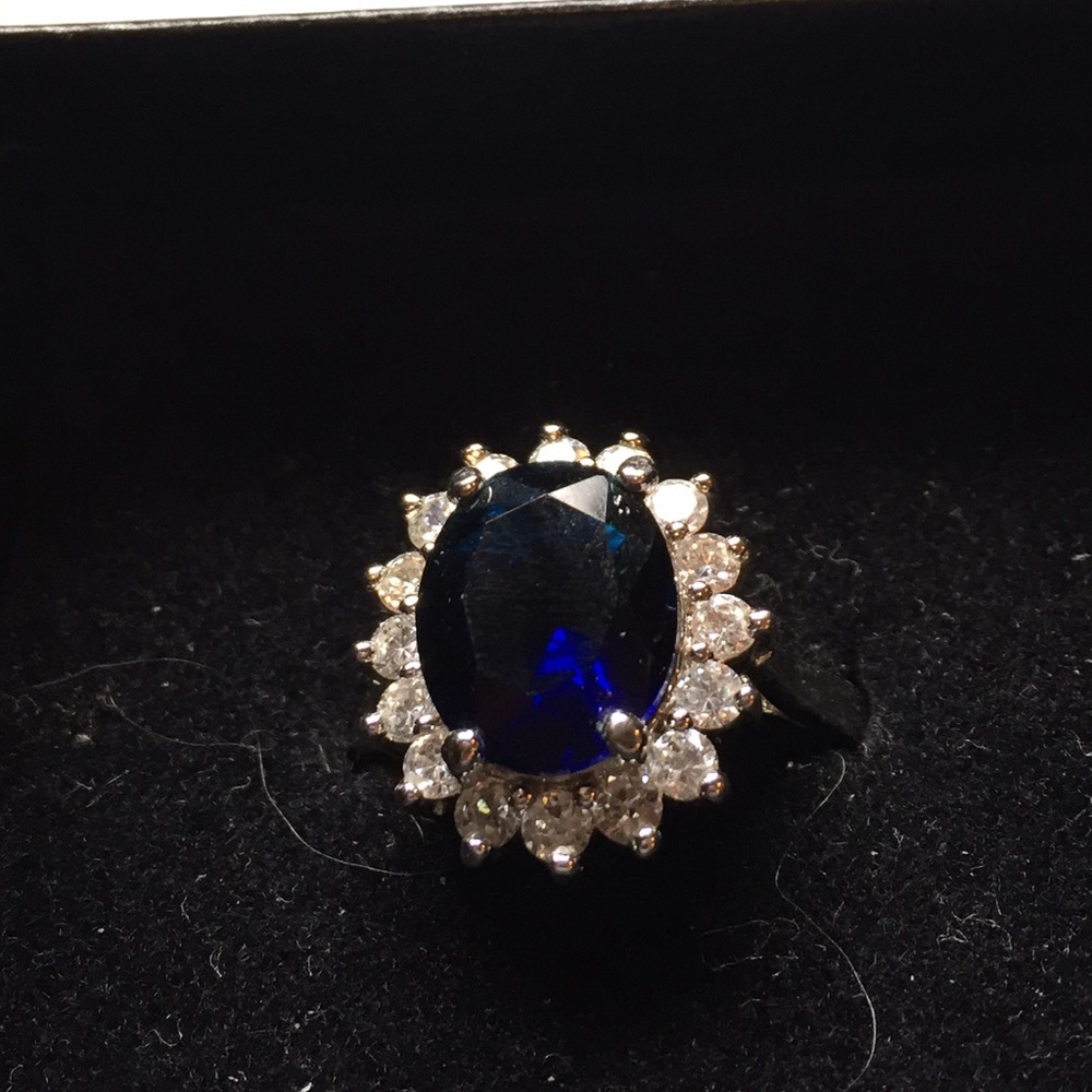 Beautiful RJ Graziano ring - Picture 3 of 4