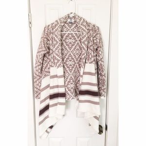 Gorgeous Patterned Open Cardigan Sweater