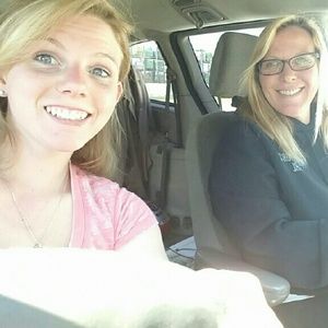 Meet your Posher, Hannah