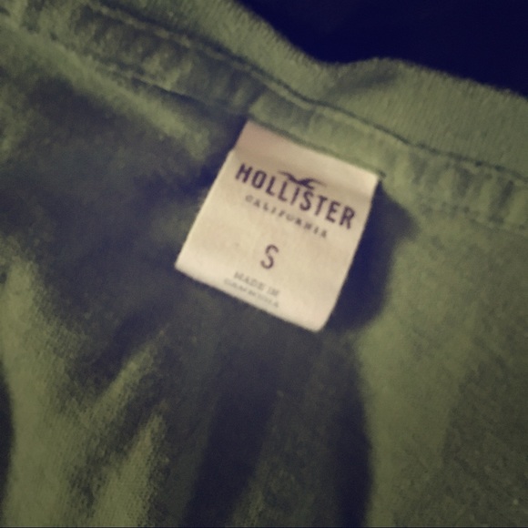 Hollister shirt