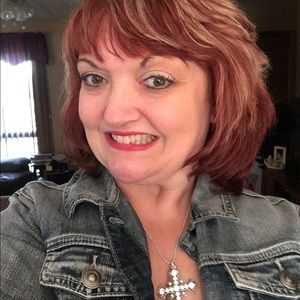 Meet your Posher, Colleen