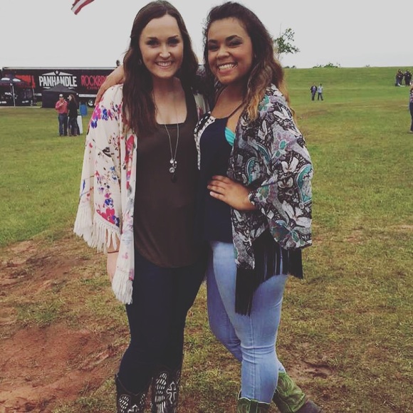 Meet your Posher, Olivia