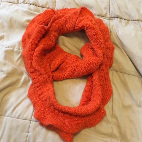 Scarf - Picture 2 of 2