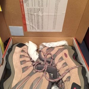 Women's Hi-Tec hiking boots