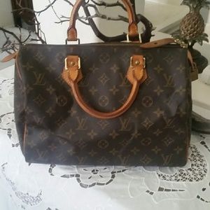 Louis Vuitton Speedy 30