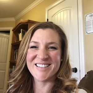 Meet your Posher, April