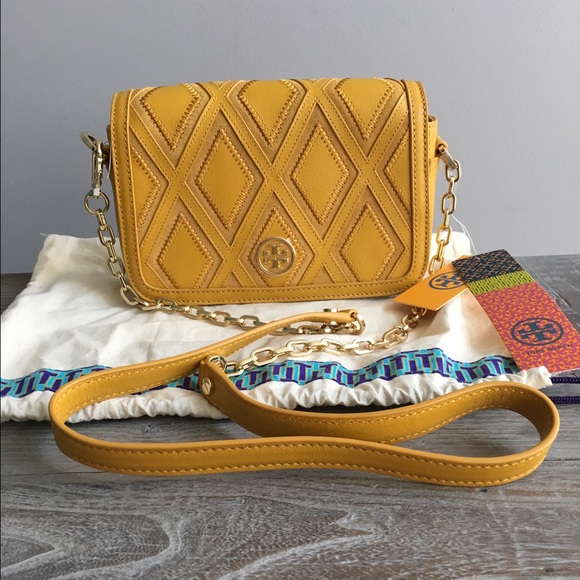 Tory Burch Handbags - RARE 💯 AUTH Tory Burch Stitched Crossbody Bag