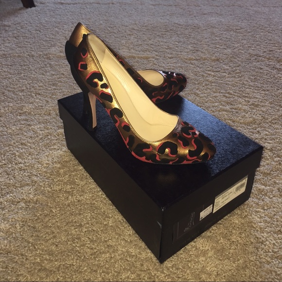 LN PRADA BRONZE AND RED LEOPARD HIGH HEELS SZ 39