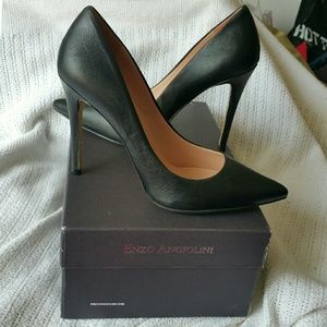 ❤ New Enzo Angiolini Black Heels
