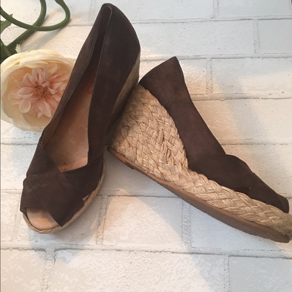 Ralph Lauren Shoes - 🎉Ralph Lauren Brown Espadrille Wedges✨