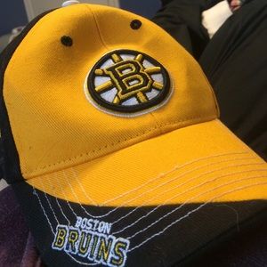 Boston Bruins hat
