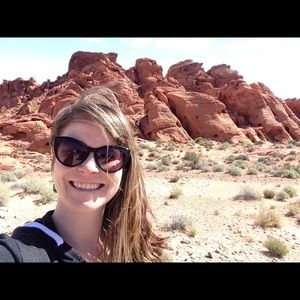 Meet your Posher, Christy