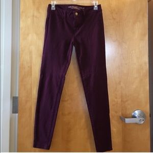 American Eagle maroon jeggings