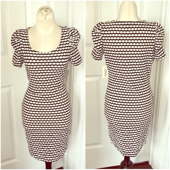 Forever 21 Black and White Short Sleeve Dress Sz M