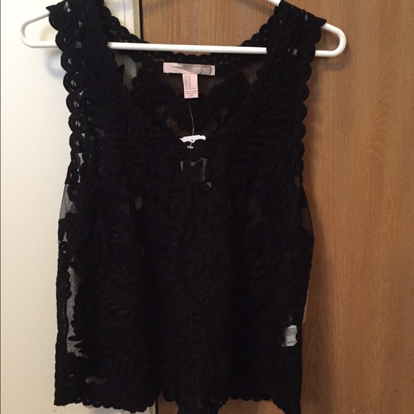 NWT lace tank