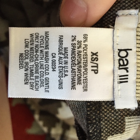 Pretty pencil skirt - Picture 2 of 2