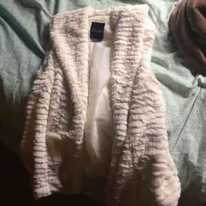 Fur vest
