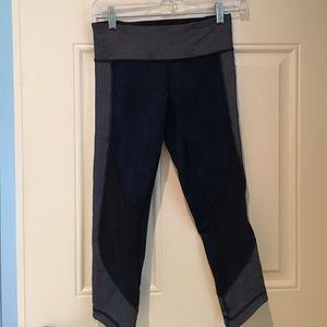 Lululemon workout capris
