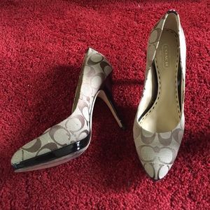 COACH classic heels size 6.5