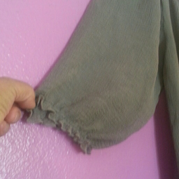 Top...100%Silk blend with spandex - Picture 2 of 4