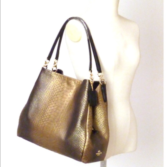 Coach purse - Picture 4 of 4