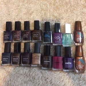 Avon Nail polish bundle!!!
