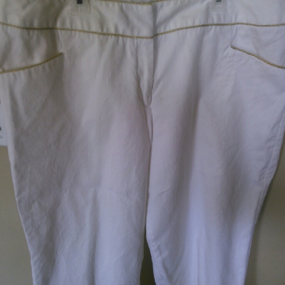 White capris - Picture 2 of 4