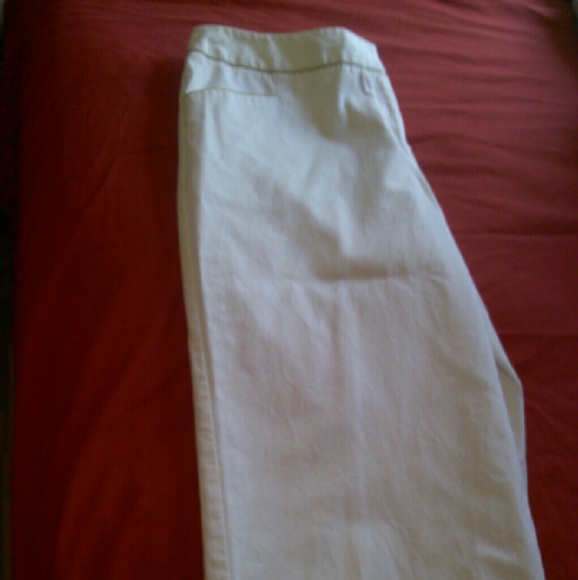 White capris - Picture 3 of 4