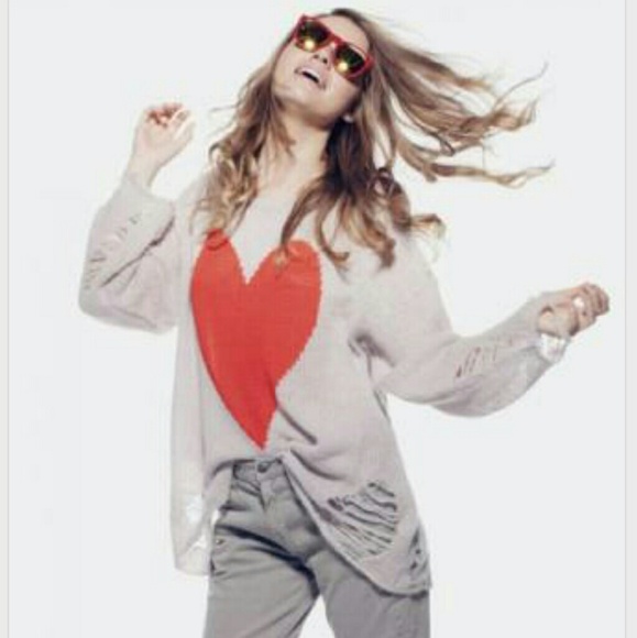 Wildfox Sweaters - Wildfox baby blue BIANCA JAGGER LENON SWEATER