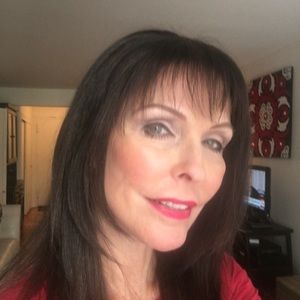 Meet your Posher, Janine