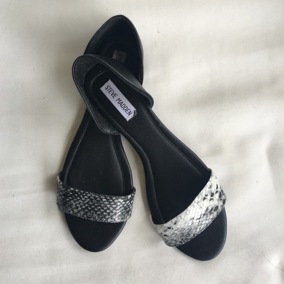 STEVE MADDENS open shoes