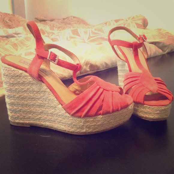 Steve Madden Wedges