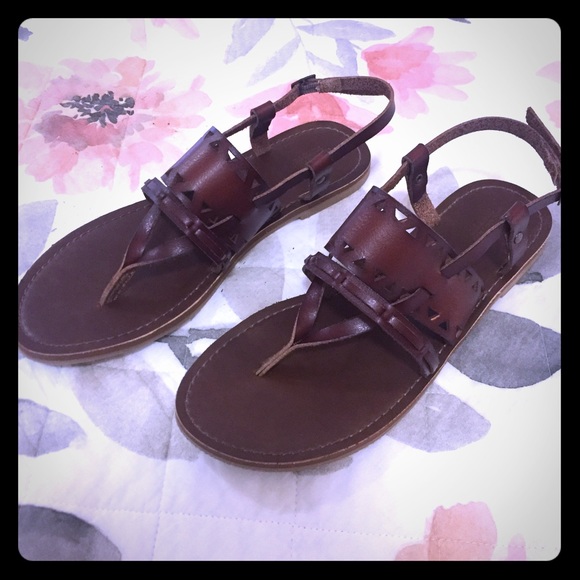 Mossimo sandals *new condition*