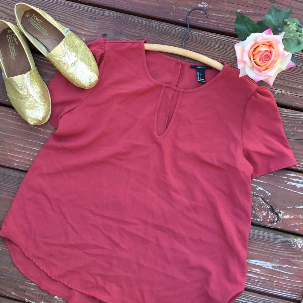 DONATING SOON • Forever 21 Blouse