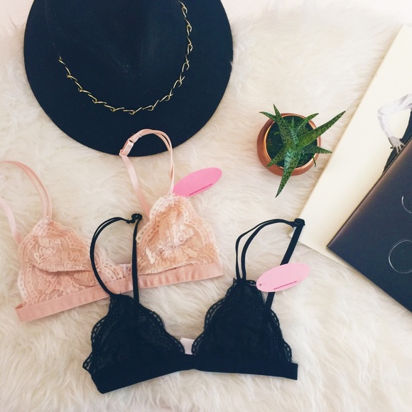 LAST ONE! Blush Bralette - Picture 2 of 2