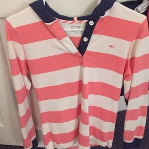 Vineyard vines sweater