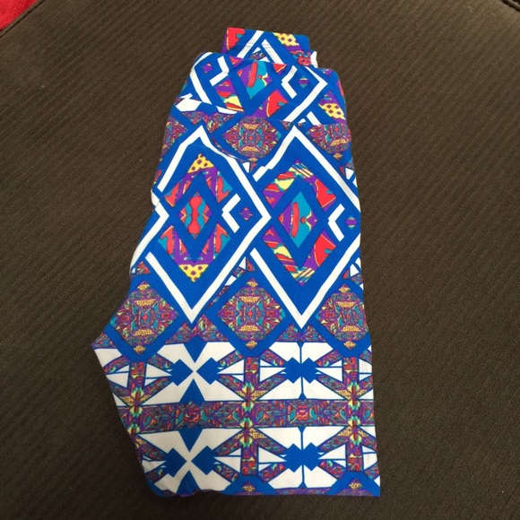 Lularoe buttery soft leggings