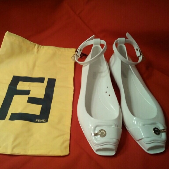 BNIB Authentic FENDI jelly flat