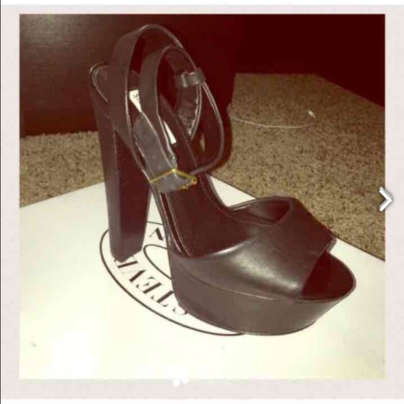 Steve Madden heels