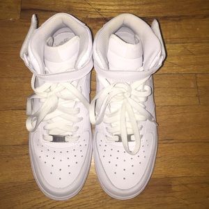 Nike Air Force 1 Mid