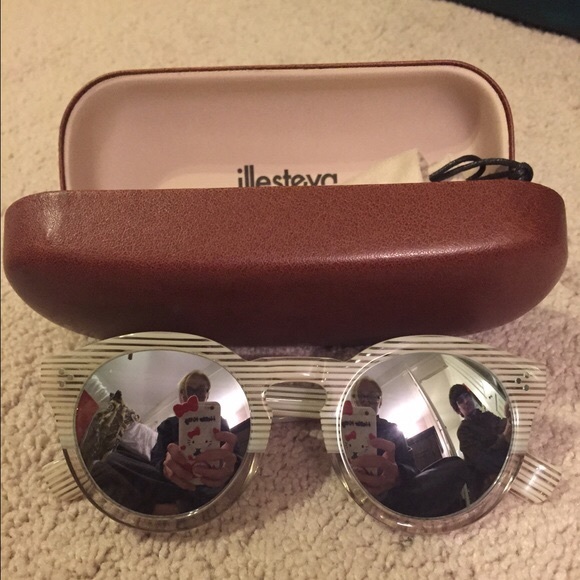 Illesteva Mirrored Sunglasses