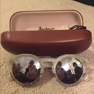 Illesteva Mirrored Sunglasses