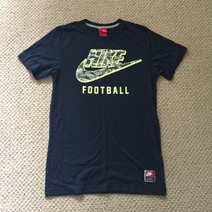 Mens Nike tshirt